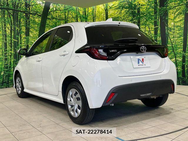 Toyota YARIS 2020-07 7227692-16