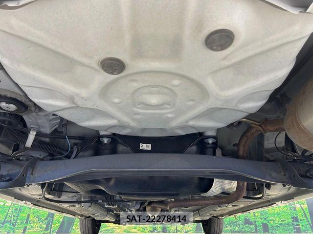 Toyota YARIS 2020-07 7227692-18