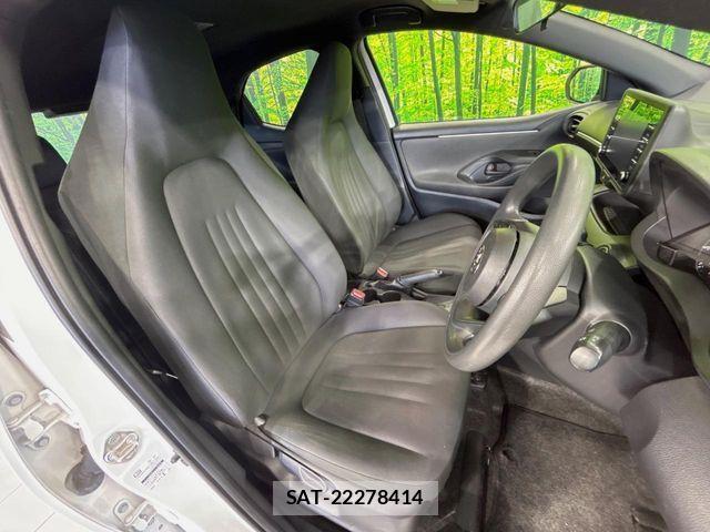 Toyota YARIS 2020-07 7227692-7