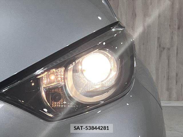 Toyota YARIS 2023-09 7227726-11
