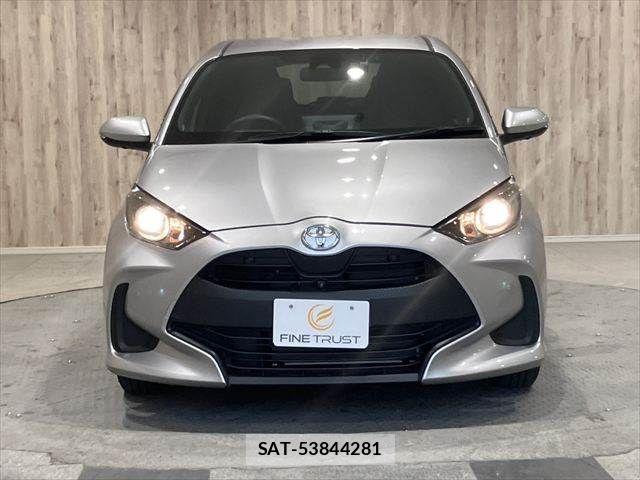Toyota YARIS 2023-09 7227726-13