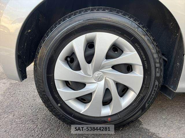 Toyota YARIS 2023-09 7227726-25