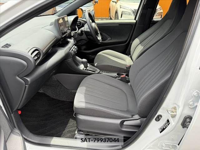 Toyota YARIS 2025-09 7227727-16
