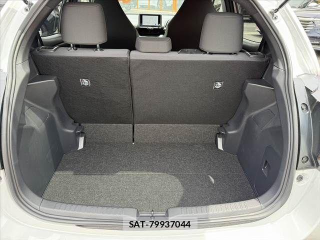 Toyota YARIS 2025-09 7227727-18