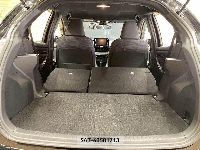 Toyota YARIS 2021-01 7227695-12