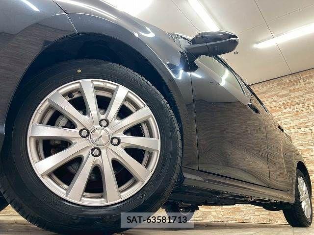 Toyota YARIS 2021-01 7227695-18