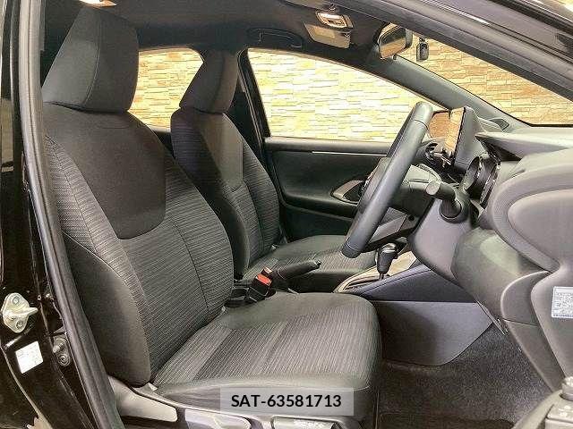 Toyota YARIS 2021-01 7227695-4