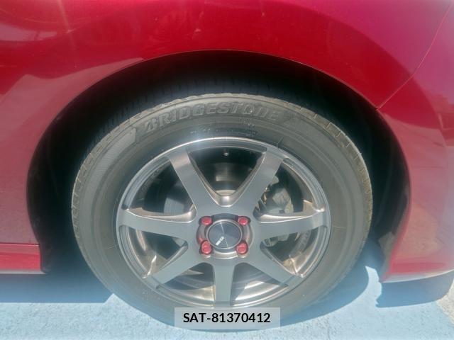 Toyota YARIS 2023-07 7227728-13