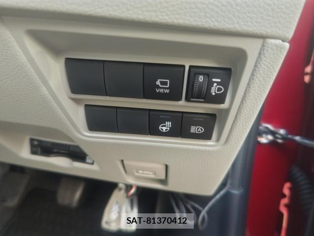 Toyota YARIS 2023-07 7227728-28