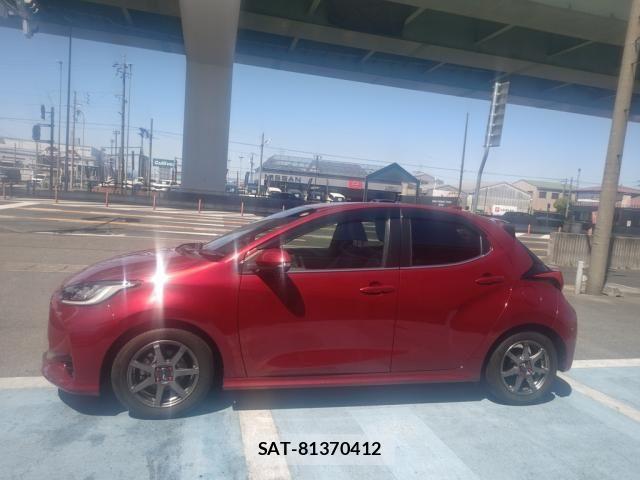 Toyota YARIS 2023-07 7227728-5