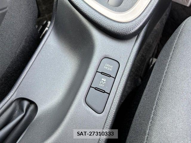 Toyota YARIS 2021-03 7227701-25