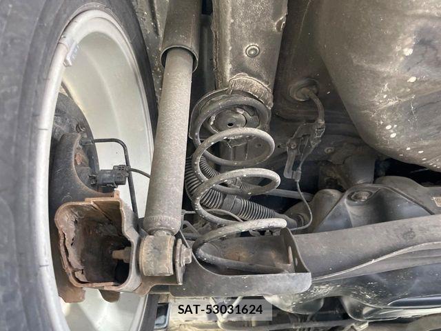 Toyota YARIS 2021-02 7227698-19