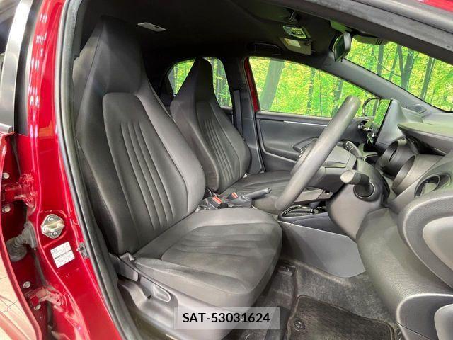 Toyota YARIS 2021-02 7227698-7