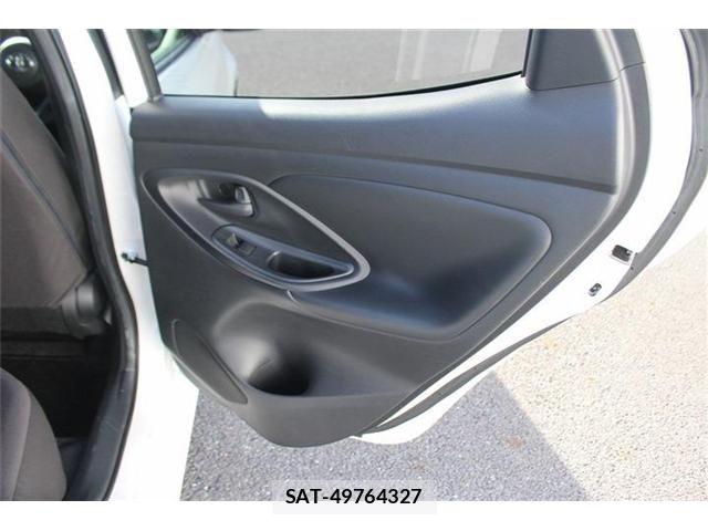Toyota YARIS 2021-03 7227700-28