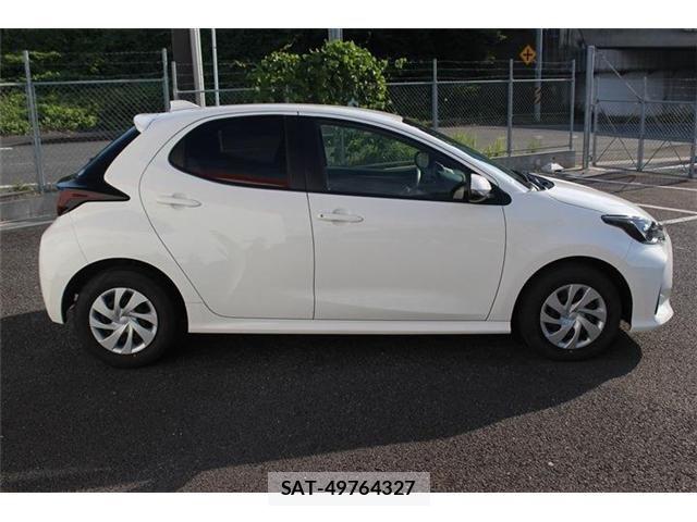 Toyota YARIS 2021-03 7227700-7
