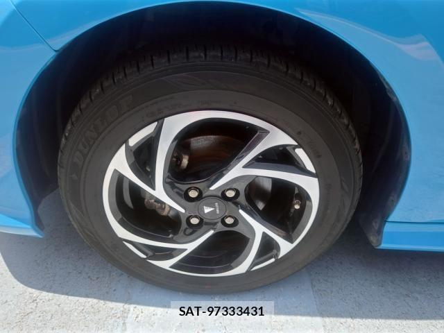 Toyota YARIS 2023-01 7227712-13