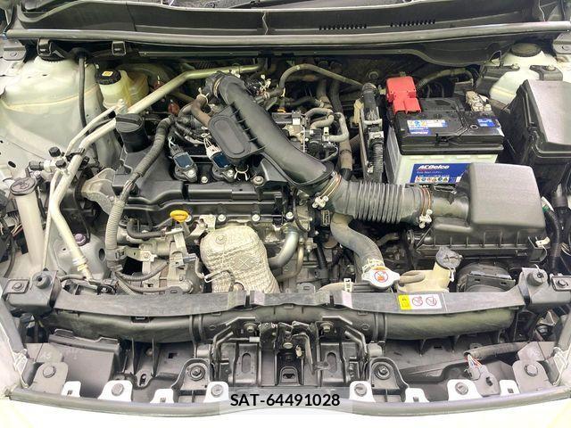 Toyota YARIS 2021-02 7227697-17