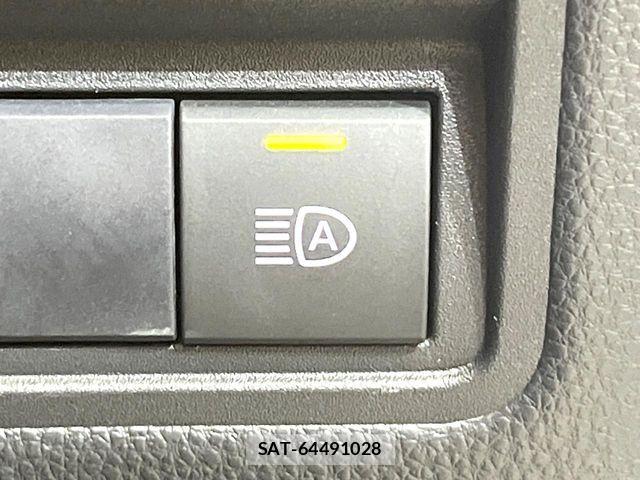 Toyota YARIS 2021-02 7227697-4