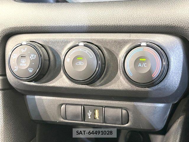 Toyota YARIS 2021-02 7227697-5