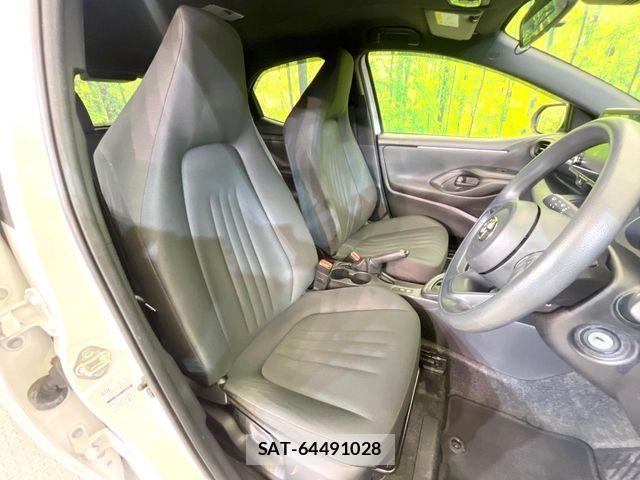 Toyota YARIS 2021-02 7227697-7