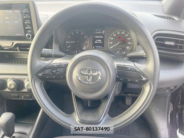 Toyota YARIS 2020-04 7252975-11