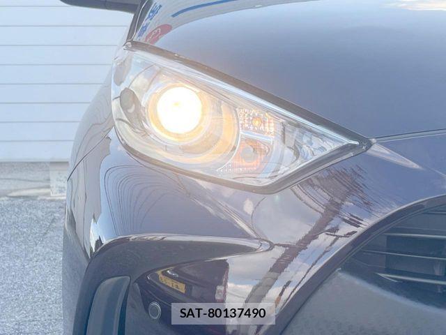 Toyota YARIS 2020-04 7252975-12
