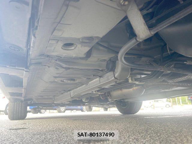 Toyota YARIS 2020-04 7252975-19