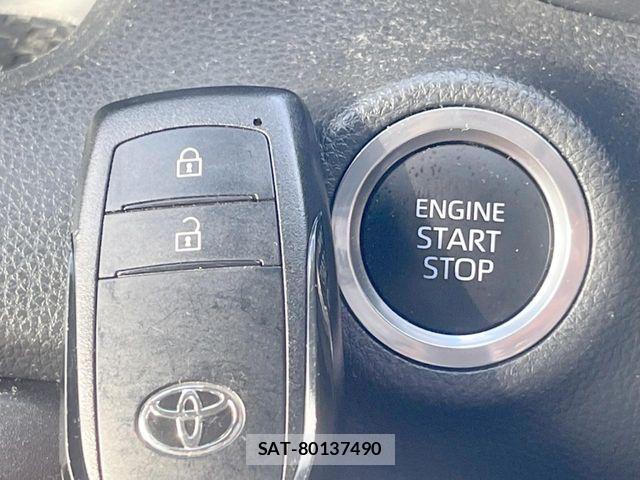 Toyota YARIS 2020-04 7252975-7