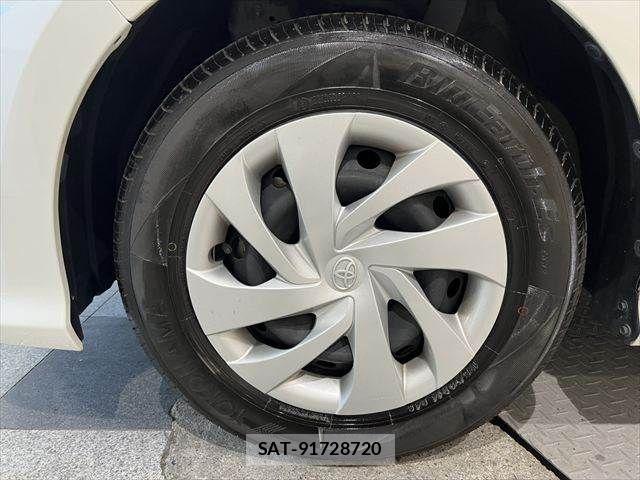 Toyota YARIS 2021-05 7252978-13