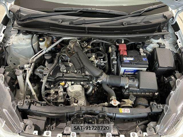 Toyota YARIS 2021-05 7252978-28