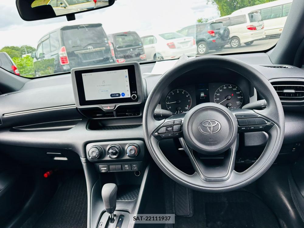 Toyota YARIS 2024 7072729-13