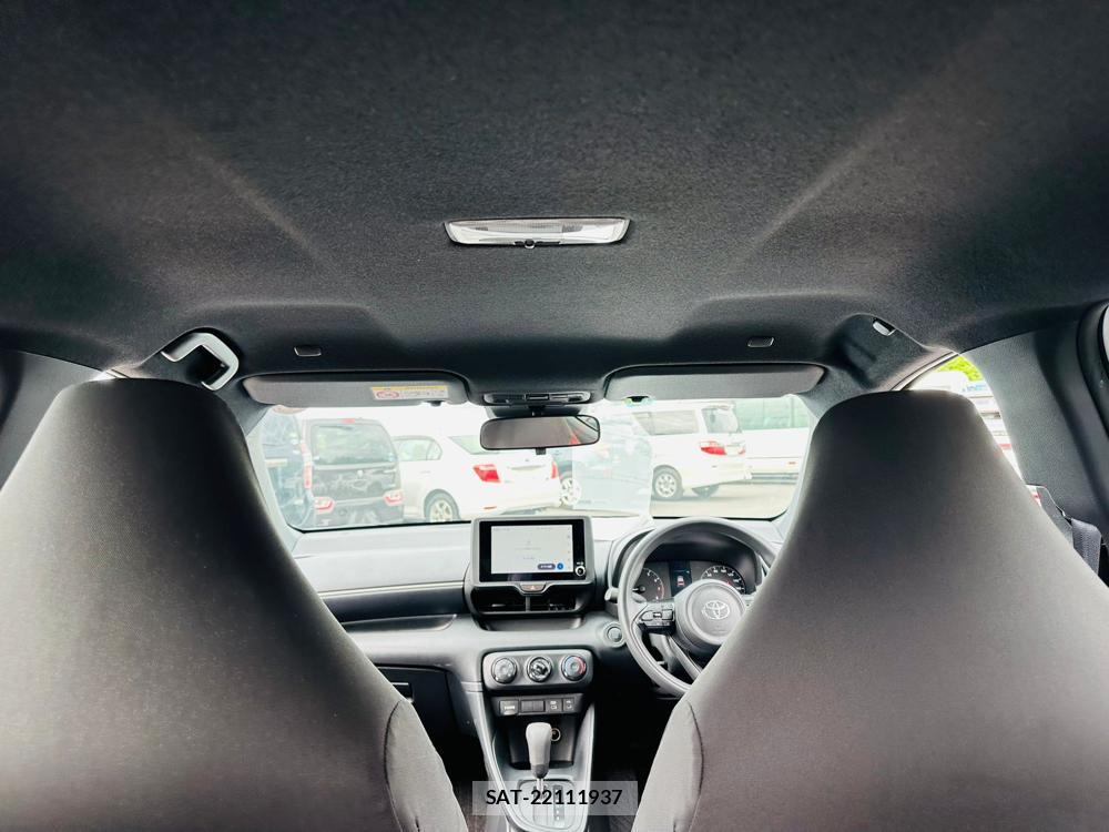 Toyota YARIS 2024 7072729-23