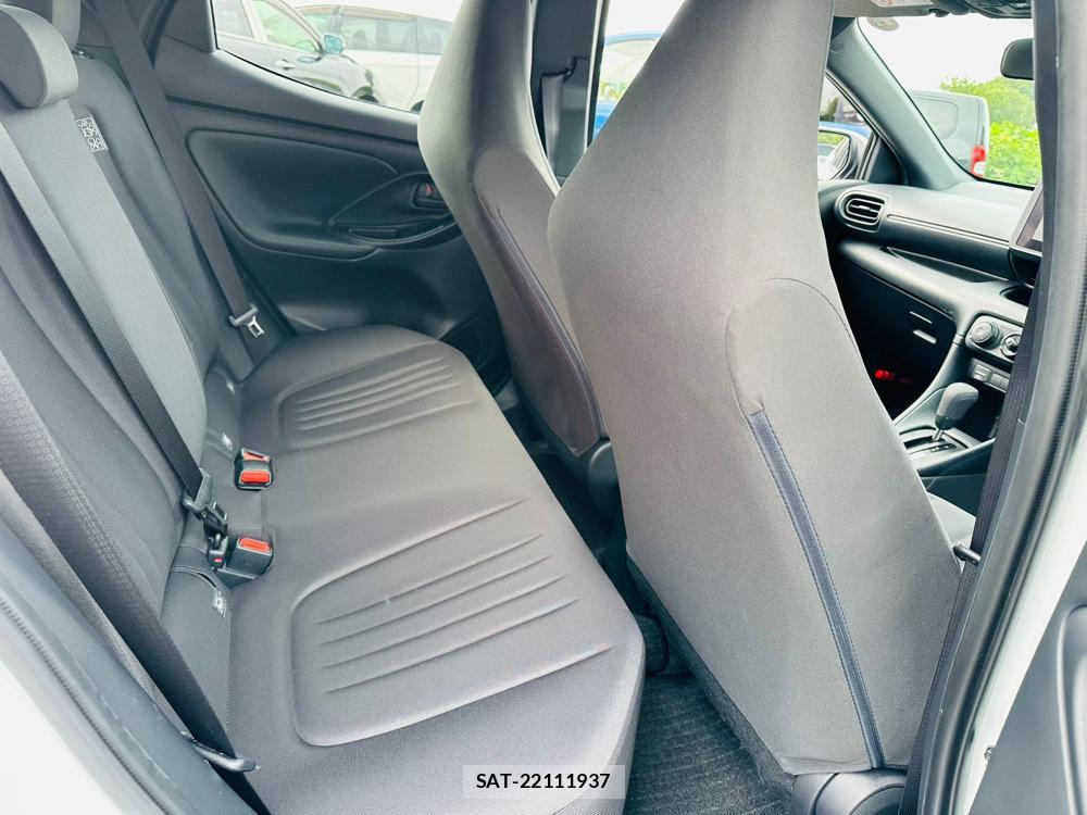 Toyota YARIS 2024 7072729-8