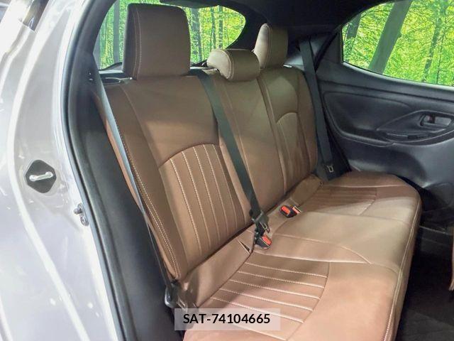 Toyota YARIS 2022-03 7252970-8
