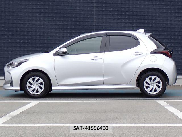 Toyota YARIS 2020-07 7252976-19