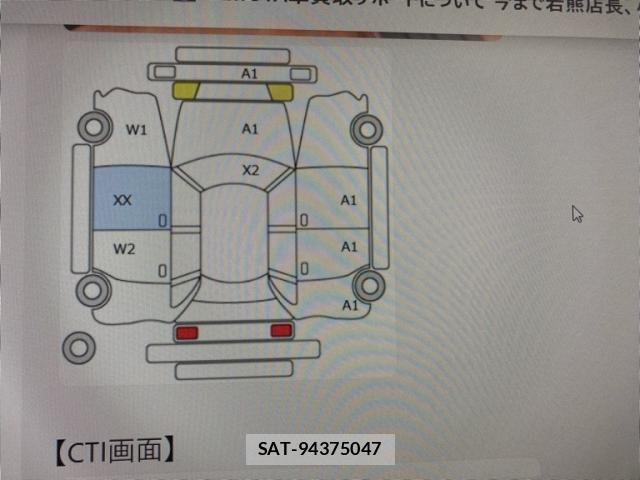 Toyota YARIS 2021-06 7252971-11