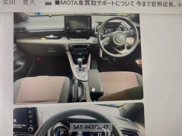 Toyota YARIS 2021-06 7252971-2