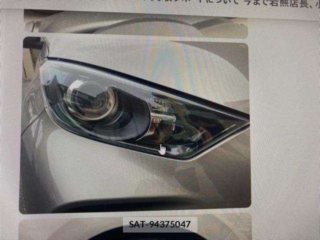 Toyota YARIS 2021-06 7252971-5