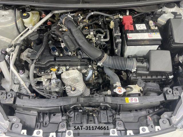 Toyota YARIS 2021-05 7252972-17