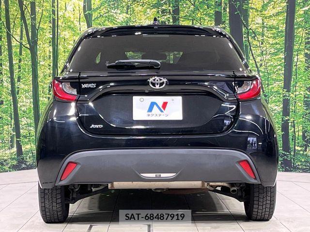 Toyota YARIS 2020-06 7273344-14