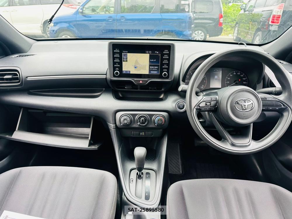 Toyota YARIS 2023 7075124-12