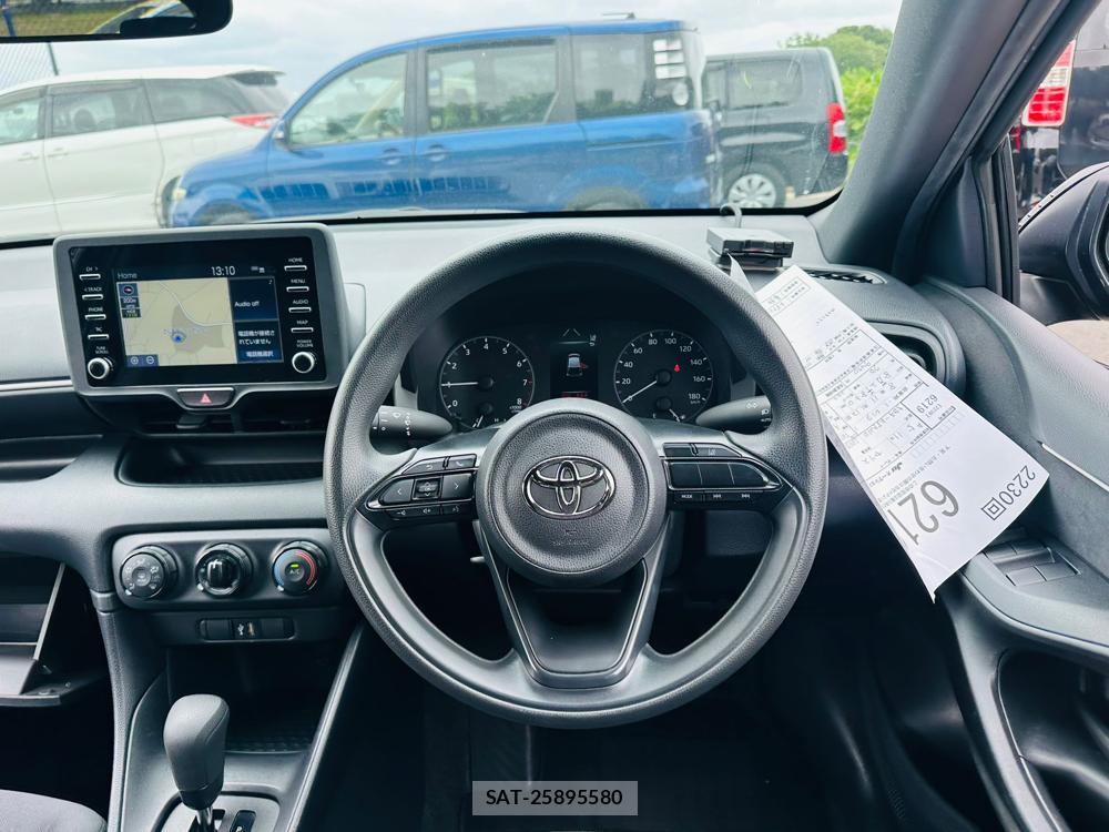 Toyota YARIS 2023 7075124-13