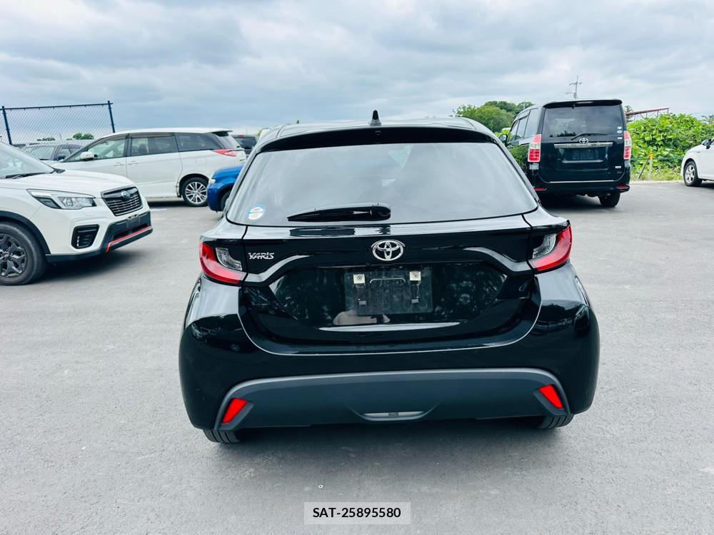 Toyota YARIS 2023 7075124-3