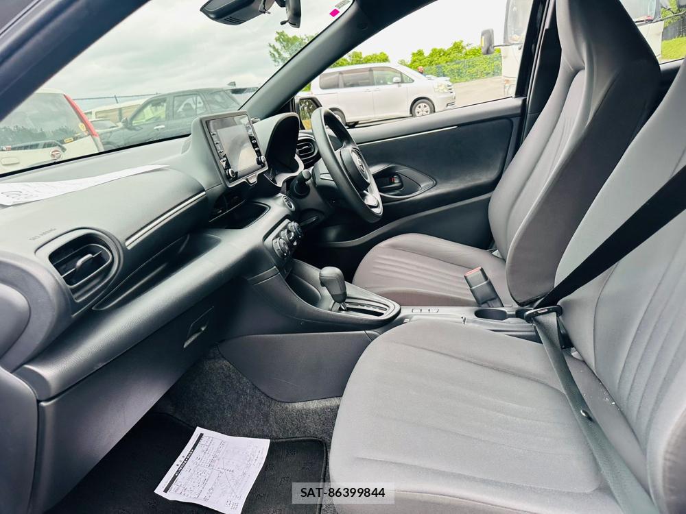 Toyota YARIS 2023 7193941-10