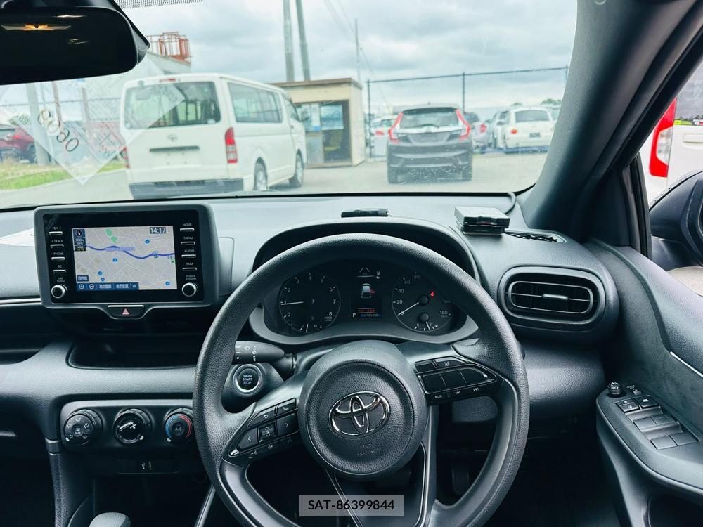 Toyota YARIS 2023 7193941-13