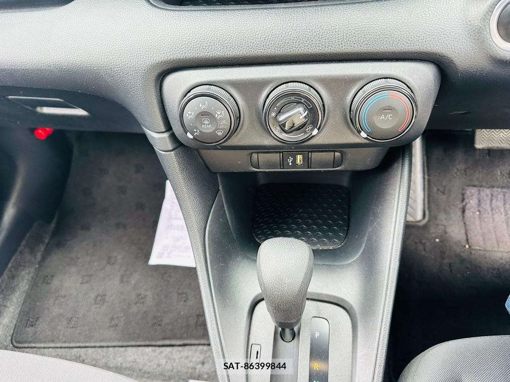 Toyota YARIS 2023 7193941-18