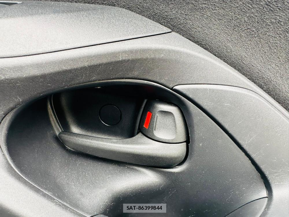 Toyota YARIS 2023 7193941-19