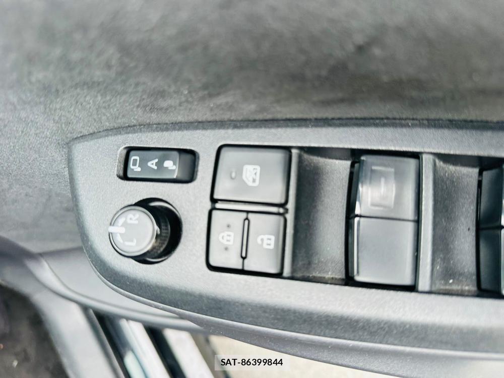 Toyota YARIS 2023 7193941-20