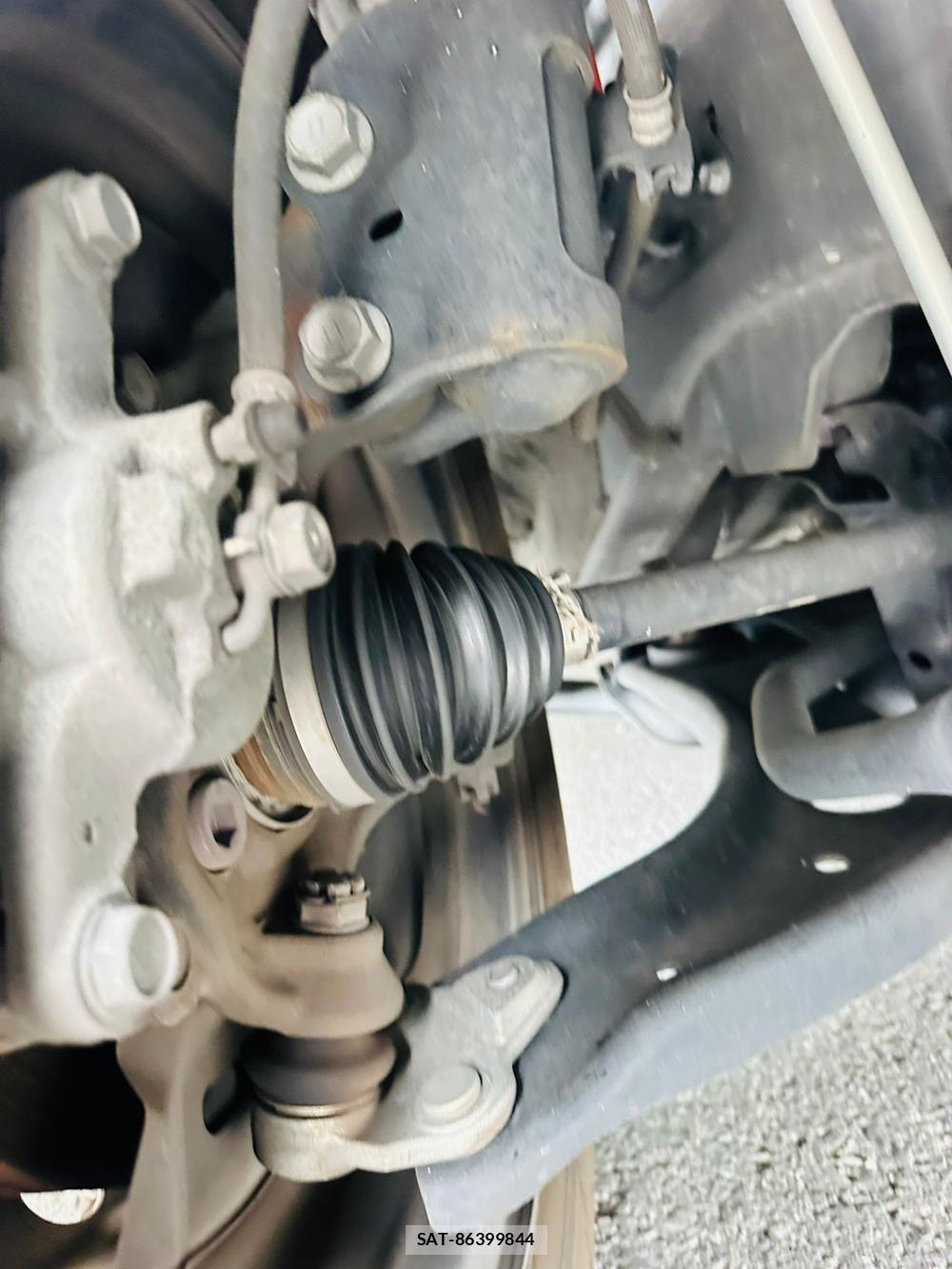 Toyota YARIS 2023 7193941-32