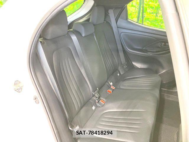 Toyota YARIS 2023-03 7273339-8